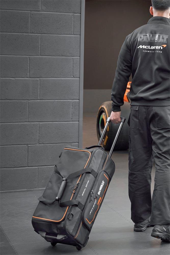DEWALT MCLAREN Werkzeugtasche mit Rollen 60 l