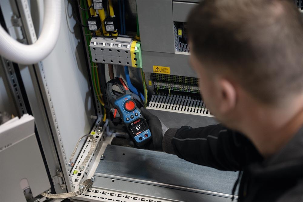 BOSCH EXPERT-Strommesszange EXMC600-17