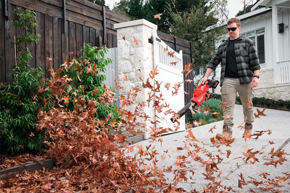 MILWAUKEE M18 FUEL™ Akku-Laubbläser M18F2BL-0 (ohne Akku/Ladegerät)