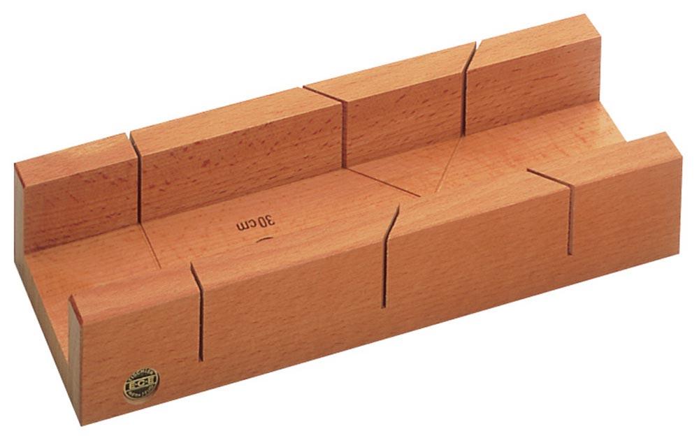 Gehrungsschneidlade L300xB62xH37mm Rotbuchenholz lackiert Gehrungsschneidlade L300xB62xH37mm Rotbuchenholz lackiert