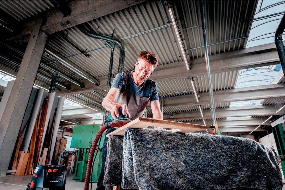 METABO Exzenterschleifer SXE 150-5.0 BL 350 Watt im Metaloc-Koffer