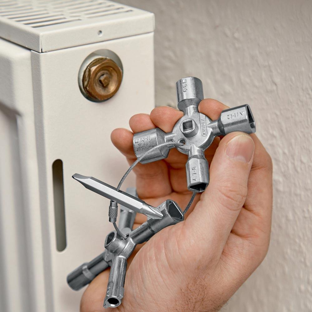 Schaltschrankschlüssel TwinKey® 6 Funktionen mit Magnet Verbindung Schaltschrankschlüssel TwinKey® 6 Funktionen mit Magnet Verbindung
