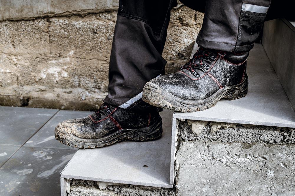 Sicherheitsstiefel BASIC STEP MID Größe 40 schwarz S3 SRC EN ISO 20345 Volleder