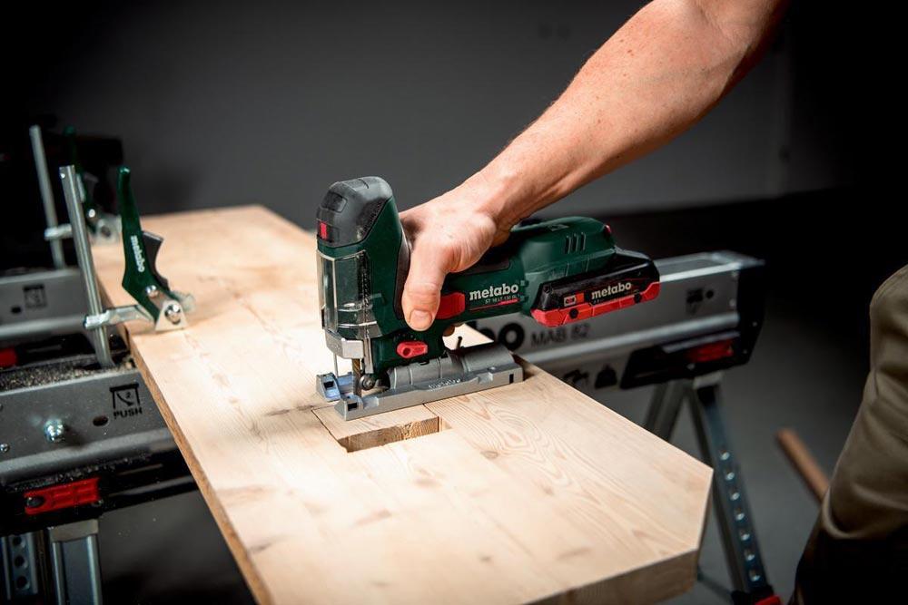 METABO Akku-Stichsäge ST 18 LT 130 BL 18 V 130 mm 22 mm (o. Akku/Ladegerät)