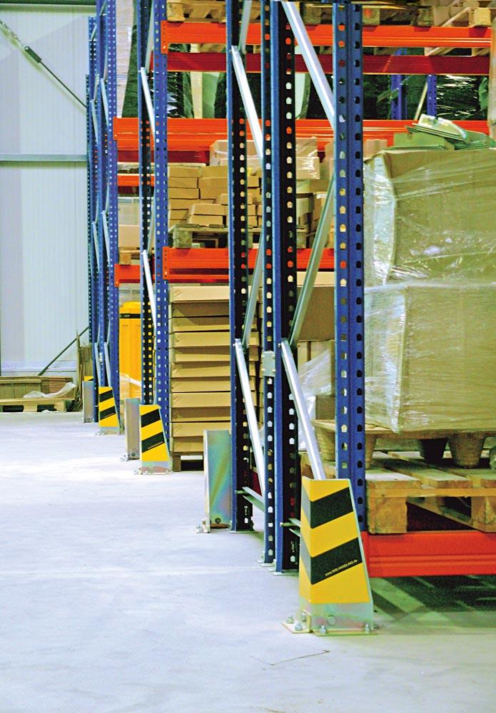 Ecken-Anfahrschutz-Set, seitlicher Schutz, mit Außenwinkel, inkl. Schrauben und Winkel, gelb/schwarz, Höhe 400 mm Ecken-Anfahrschutz-Set, seitlicher Schutz, mit Außenwinkel, inkl. Schrauben und Winkel, gelb/schwarz, Höhe 400 mm