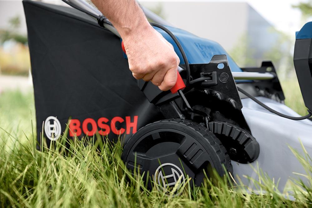 BOSCH Akku-Rasenmäher GRA 18 V 2-46 2 x 18 V (ohne Akku/Ladegerät)