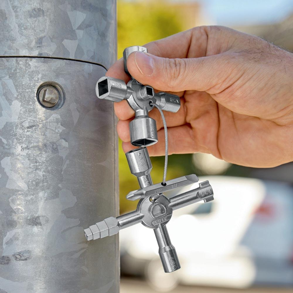 Schaltschrankschlüssel TwinKey® 6 Funktionen mit Magnet Verbindung Schaltschrankschlüssel TwinKey® 6 Funktionen mit Magnet Verbindung